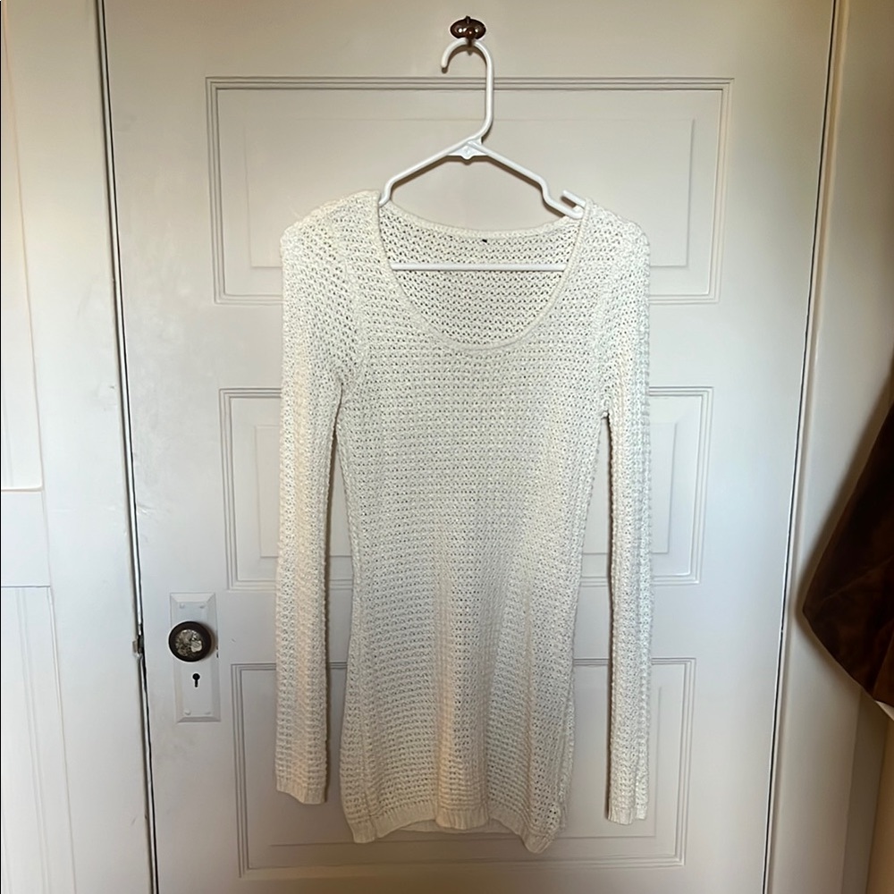 White knit long sleeve top or dress